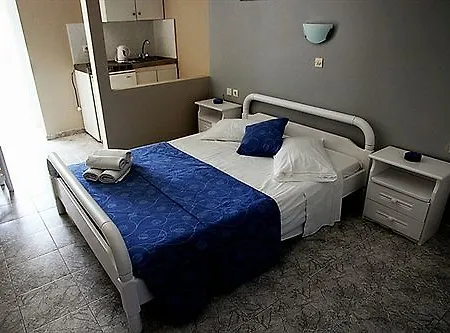 & Joanna 3* Perissa (Santorini)