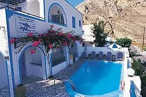 & Joanna Aparthotel 3*